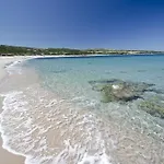 Ξενοδοχείο με διαμερίσματα A.i.r. La Misuaglia Isola Rossa (Sassari)
