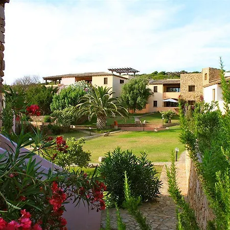 A.i.r. La Misuaglia Apartahotel Isola Rossa (Sassari)
